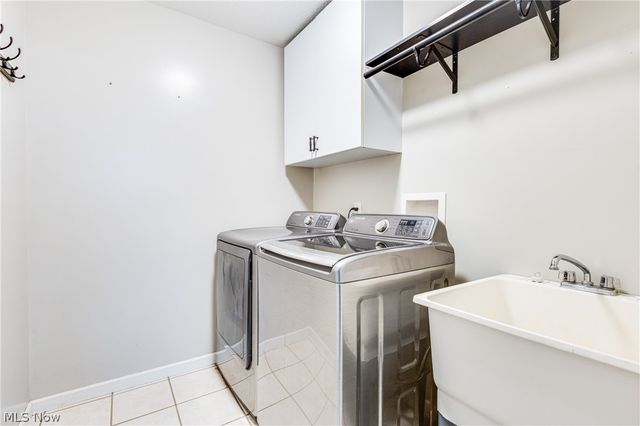 25 Willow Bend Drive, Canfield, OH 44406