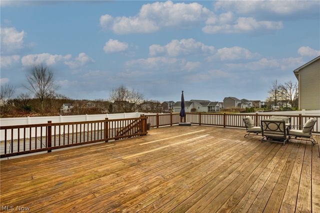 25 Willow Bend Drive, Canfield, OH 44406