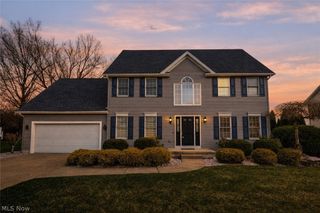 25 Willow Bend Drive, Canfield, OH 44406