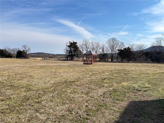 178 Wilson Drive, Berryville, AR 72616