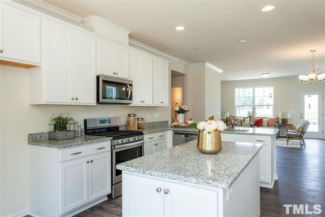 2251 Chattering Lory Lane, Apex, NC 27502