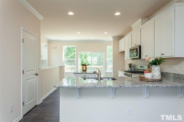 2251 Chattering Lory Lane, Apex, NC 27502