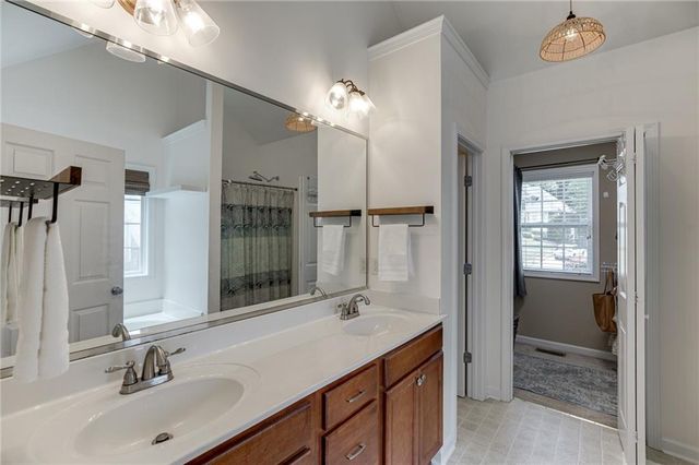 646 Forest Pine Dr, Ball Ground, GA 30107
