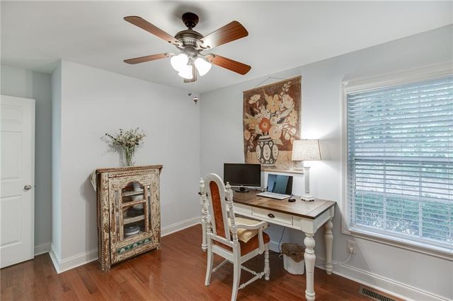646 Forest Pine Dr, Ball Ground, GA 30107