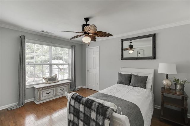 646 Forest Pine Dr, Ball Ground, GA 30107