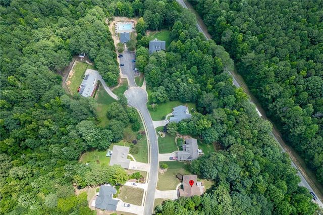 646 Forest Pine Dr, Ball Ground, GA 30107