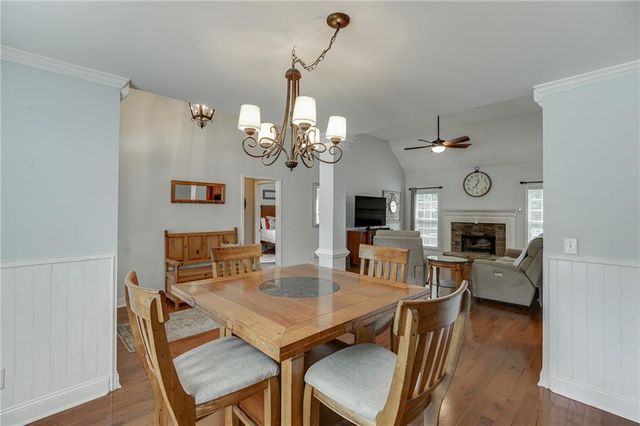 646 Forest Pine Dr, Ball Ground, GA 30107