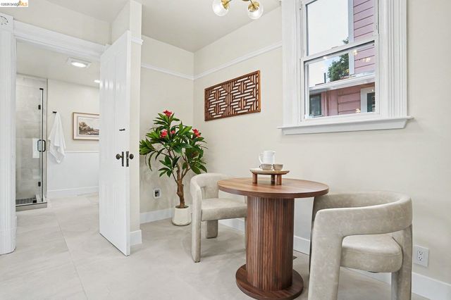 865 Cedar St, Alameda, CA 94501