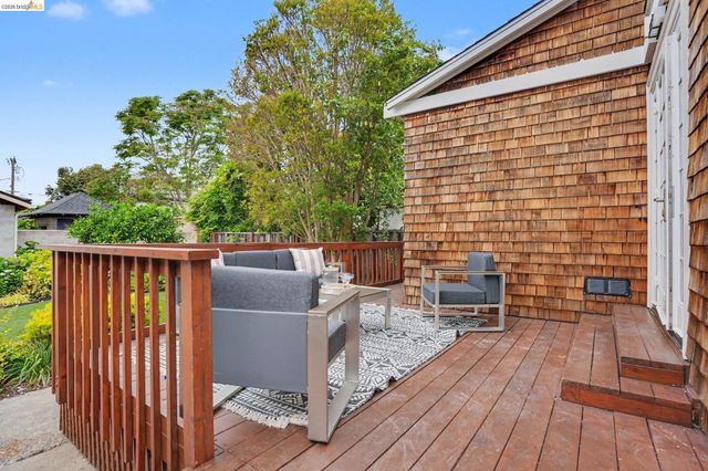 865 Cedar St, Alameda, CA 94501