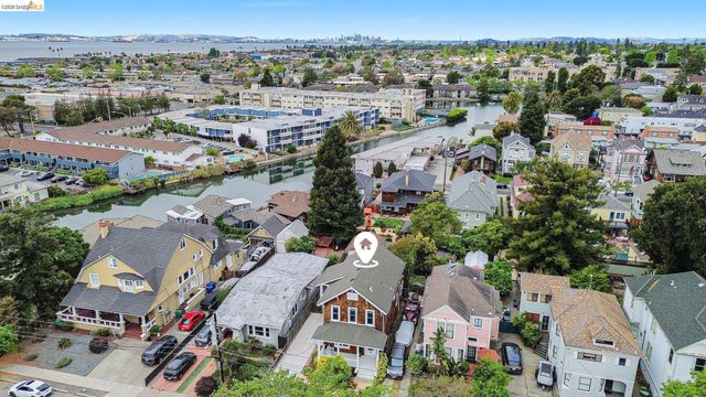 865 Cedar St, Alameda, CA 94501