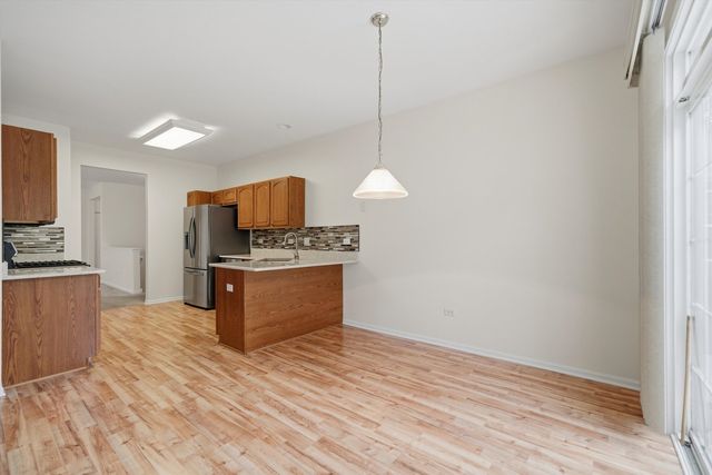 21240 Windsor Lake Lane, Crest Hill, IL 60403