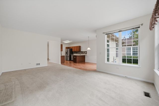 21240 Windsor Lake Lane, Crest Hill, IL 60403