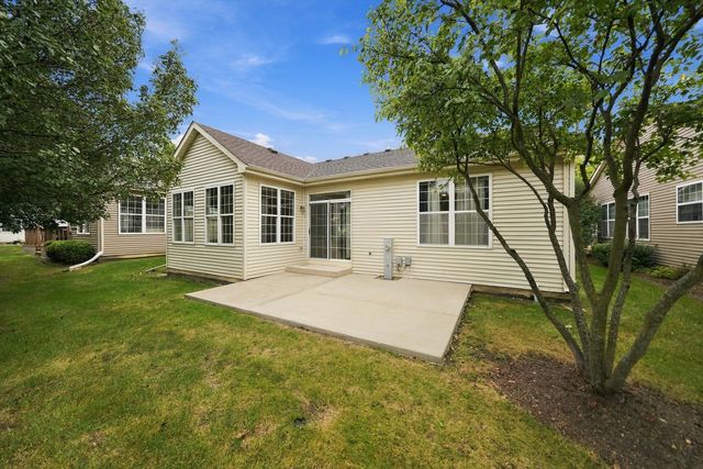 21240 Windsor Lake Lane, Crest Hill, IL 60403