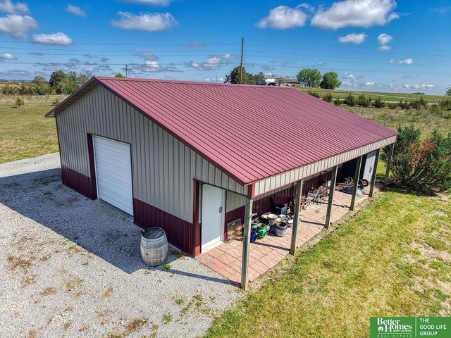 20500 SW Hollow Court, Martell, NE 68404