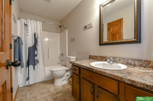 20500 SW Hollow Court, Martell, NE 68404