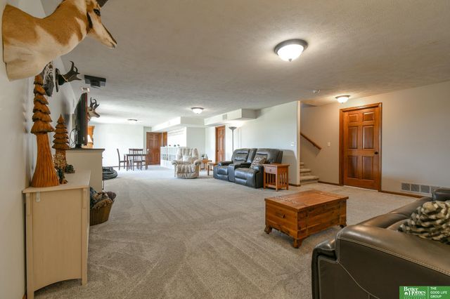 20500 SW Hollow Court, Martell, NE 68404