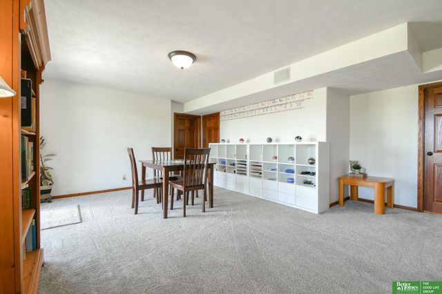 20500 SW Hollow Court, Martell, NE 68404