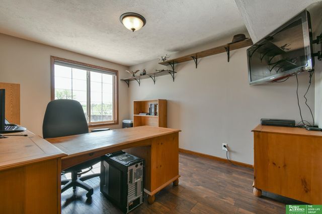 20500 SW Hollow Court, Martell, NE 68404