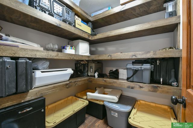 20500 SW Hollow Court, Martell, NE 68404