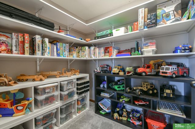 20500 SW Hollow Court, Martell, NE 68404