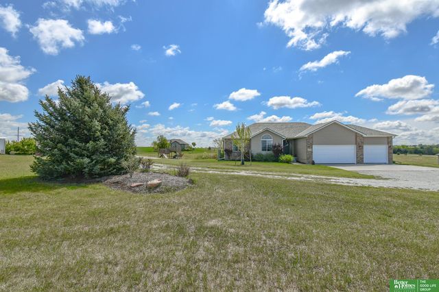 20500 SW Hollow Court, Martell, NE 68404