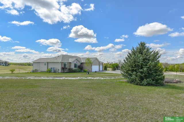 20500 SW Hollow Court, Martell, NE 68404