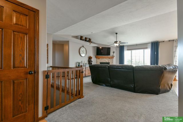 20500 SW Hollow Court, Martell, NE 68404