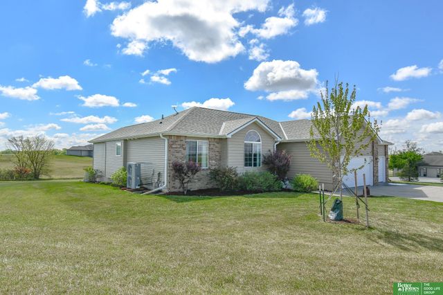 20500 SW Hollow Court, Martell, NE 68404