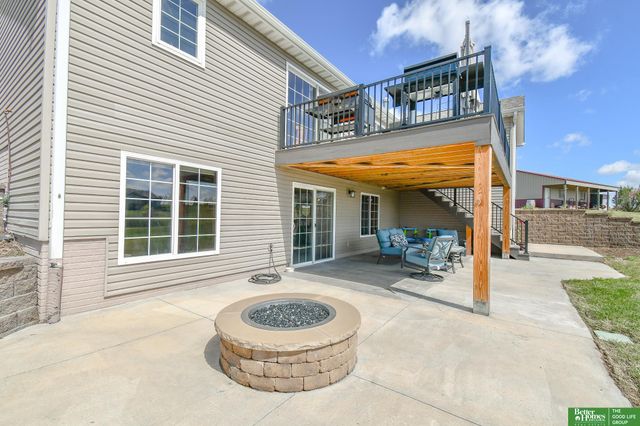 20500 SW Hollow Court, Martell, NE 68404