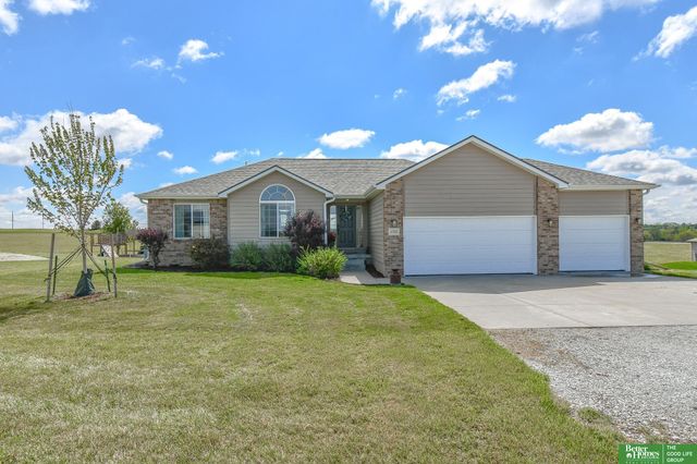 20500 SW Hollow Court, Martell, NE 68404