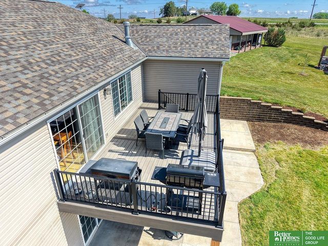 20500 SW Hollow Court, Martell, NE 68404