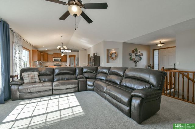 20500 SW Hollow Court, Martell, NE 68404