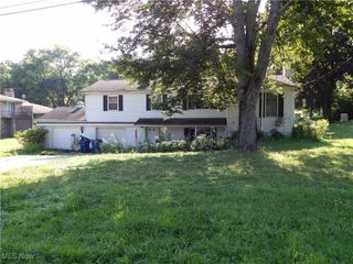 6388 Marchinn Drive, Ravenna, OH 44266