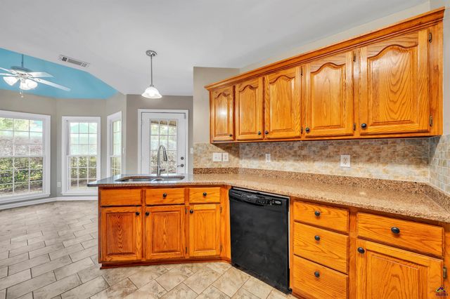 111 Raintree Drive, Warner Robins, GA 31088