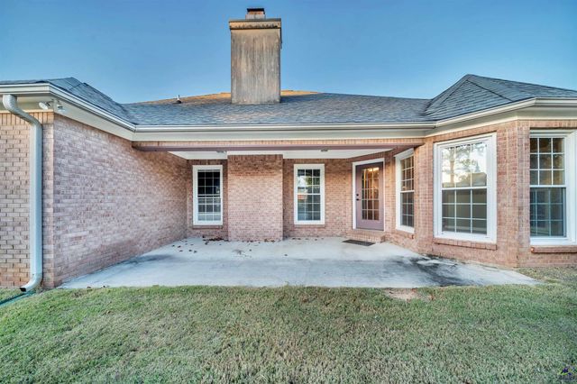 111 Raintree Drive, Warner Robins, GA 31088