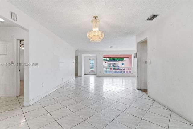 7749 Fairway Blvd, Miramar, FL 33023