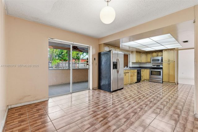 7749 Fairway Blvd, Miramar, FL 33023