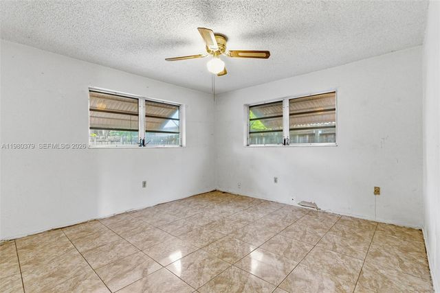 7749 Fairway Blvd, Miramar, FL 33023