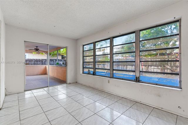 7749 Fairway Blvd, Miramar, FL 33023