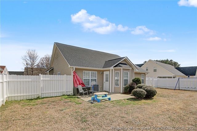 208 Lochwood Drive, Raeford, NC 28376