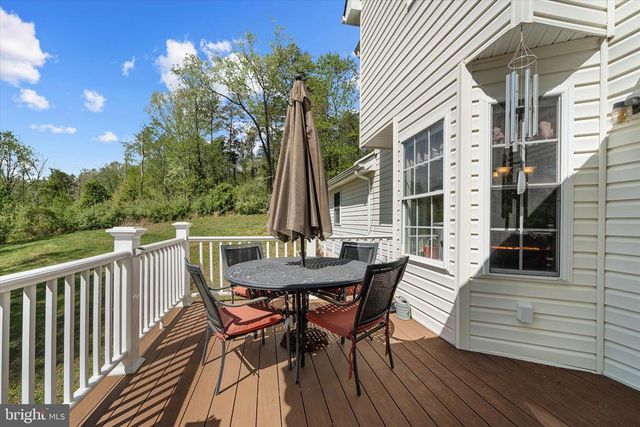6678 TURNING RUN LN, Marshall, VA 20115
