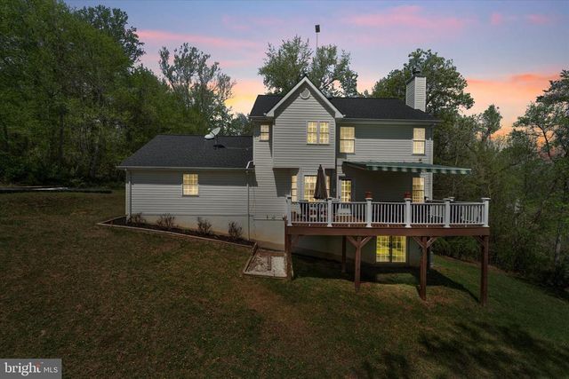 6678 TURNING RUN LN, Marshall, VA 20115
