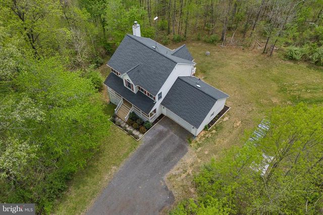 6678 TURNING RUN LN, Marshall, VA 20115