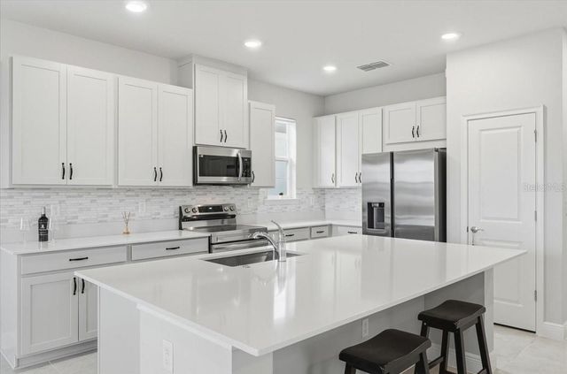 4929 CROSS PRAIRIE PKWY, St Cloud, FL 34772