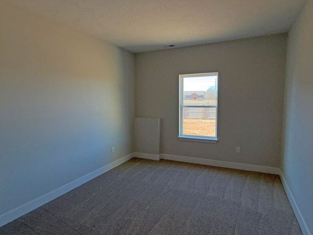 1281 N Maxine Avenue, Nixa, MO 65714