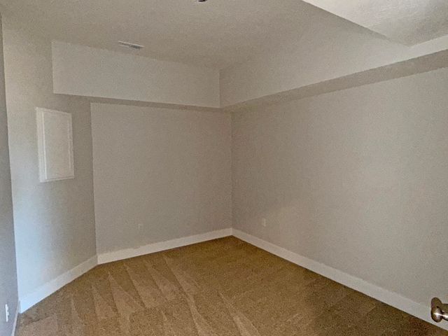 1281 N Maxine Avenue, Nixa, MO 65714