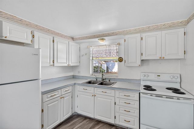 5865 92ND AVENUE N, Pinellas Park, FL 33782