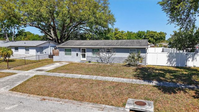 5865 92ND AVENUE N, Pinellas Park, FL 33782