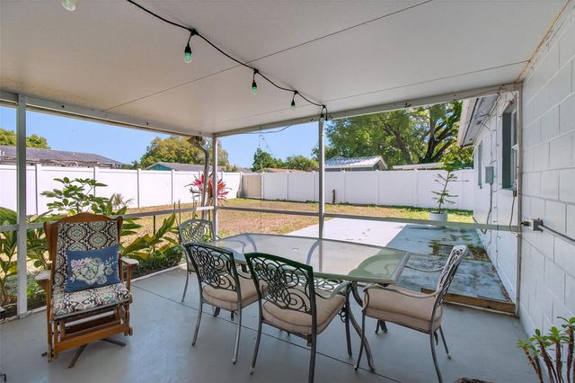 5865 92ND AVENUE N, Pinellas Park, FL 33782