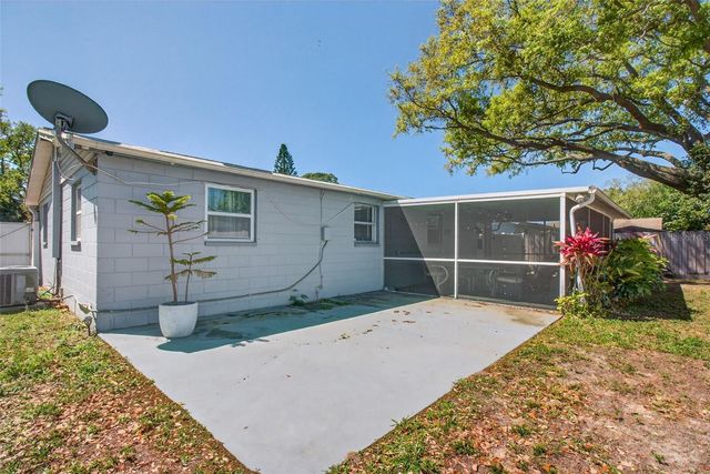 5865 92ND AVENUE N, Pinellas Park, FL 33782